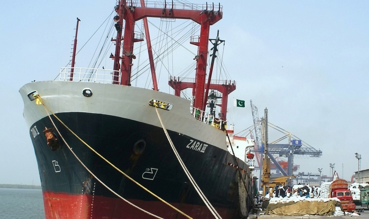 Pakistan Receives Petrol and LPG Cargo Ships at Port Qasim to Stabilize Fuel Supply - TheTopTrend